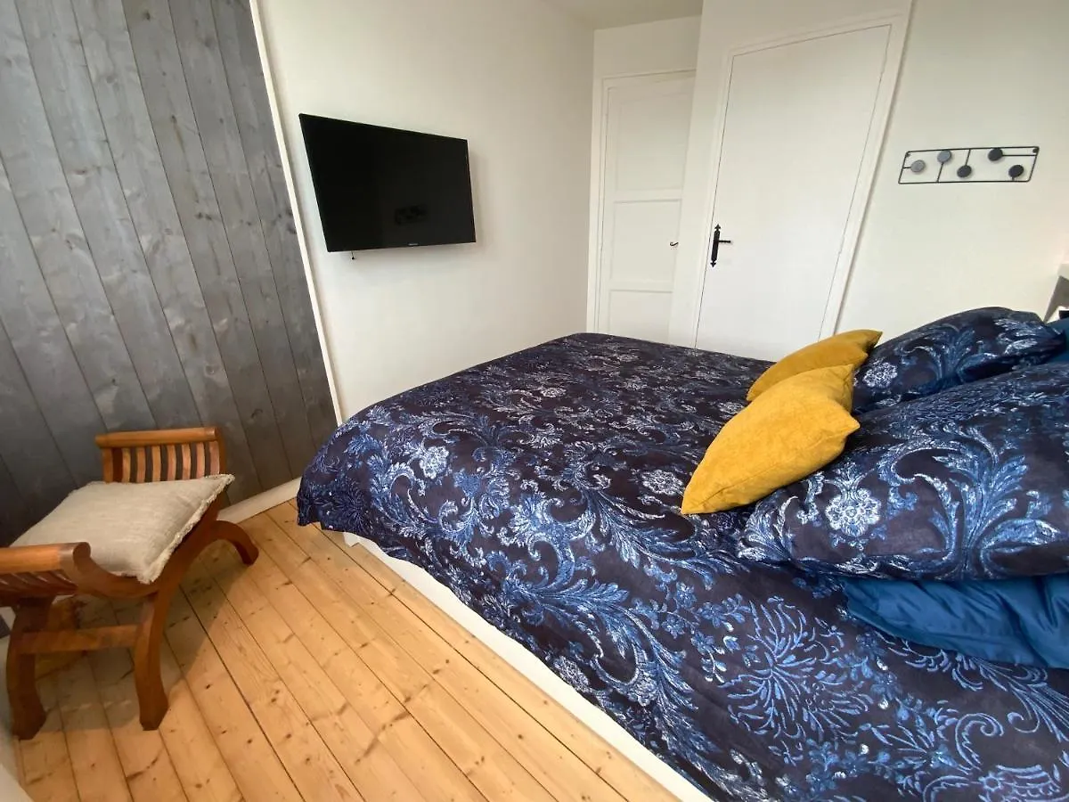 Maison bord de mer   Le Bateau IvRe  Saint-Malo 0*,
